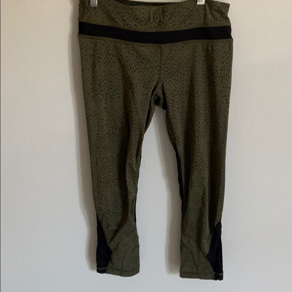 Lululemon crop green leggings